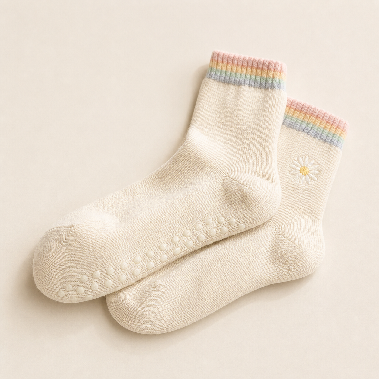 Yoga Grip Socks - Ivory Daisy